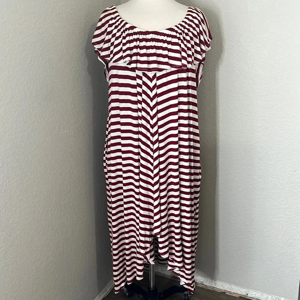 LOVE IN boutique red striped oversized dress